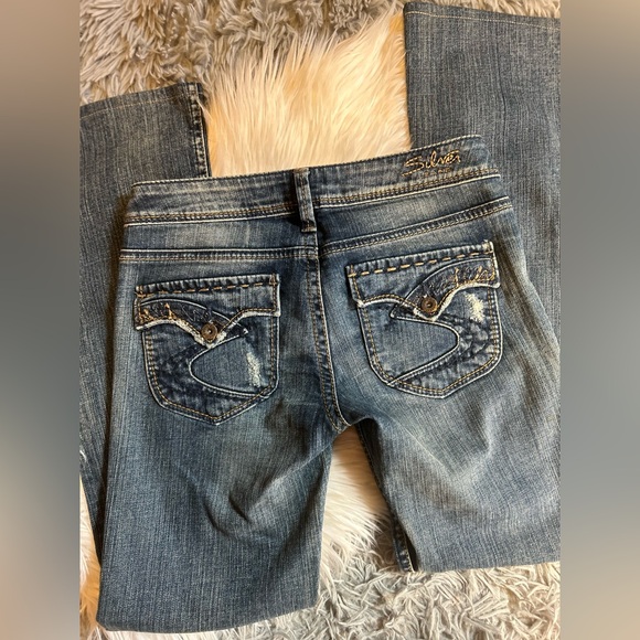 Silver Pioneer Blue Jeans Slightly Distressed - Picture 7 of 7
